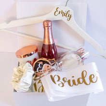 Load image into Gallery viewer, Bride to Be Gift Box