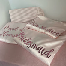 Load image into Gallery viewer, Personalised Robes