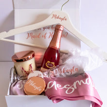 Load image into Gallery viewer, Deluxe Bridesmaid Gift Box
